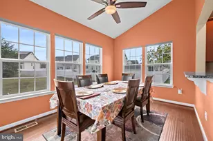 10579 Long Leaf Ln, Waldorf, MD 20603 - Photo 13