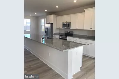 10572 Roundstone Lane, White Plains, MD 20695 - Photo 5