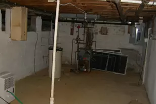 8328 Old Leonardtown Rd, Hughesville, MD 20637 - Photo 17