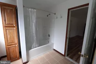 9540 Greenfield Rd, La Plata, MD 20646 - Photo 11