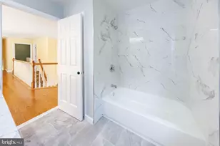 1007 Norfolk Dr, La Plata, MD 20646 - Photo 13