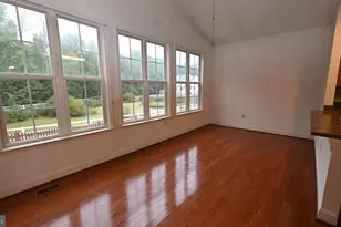 11258 Wildmeadows St, Waldorf, MD 20601 - Photo 5