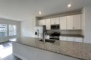 10691 Millport St, White Plains, MD 20695 - Photo 5