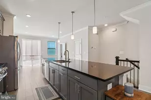 11720 Emily Dickinson Pl, White Plains, MD 20695 - Photo 5