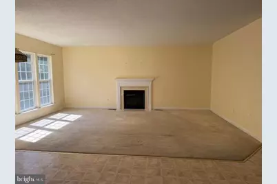 202 Williamsburg Circle, La Plata, MD 20646 - Photo 5