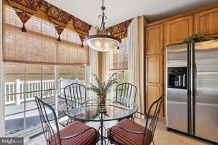 136 Hawthorne Greene Cir, La Plata, MD 20646 - Photo 7