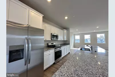 10584 Roundstone Ln, White Plains, MD 20695 - Photo 5