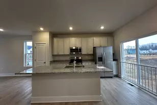 5522 Aberdeen Pl, White Plains, MD 20695 - Photo 9