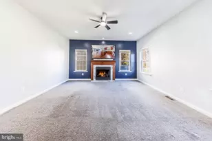 9402 Pep Rally Ln, Waldorf, MD 20603 - Photo 15