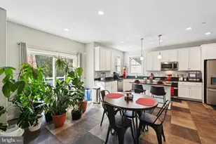 5824 Allerdale Ct, Hughesville, MD 20637 - Photo 9