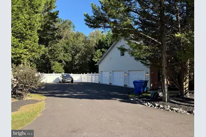 8069 Alexander Place, La Plata, MD 20646 - Photo 5