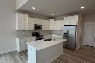 10624 Great Basin Pl, White Plains, MD 20695 - Photo 3