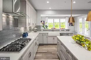 10400 Halmstad Dr, Waldorf, MD 20601 - Photo 11