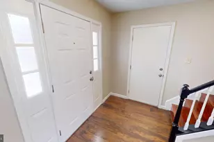 3719 Pecan Ct, Waldorf, MD 20602 - Photo 5