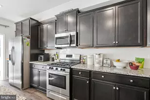 9750 Orkney Pl, Waldorf, MD 20601 - Photo 13