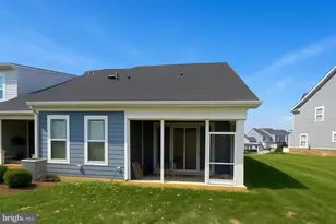 10603 Mount Rainier Pl, White Plains, MD 20695 - Photo 17