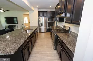 8881 Bancroft Dr, Waldorf, MD 20603 - Photo 7