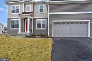 2865 Bridgewater Dr, Bryans Road, MD 20616 - Photo 3