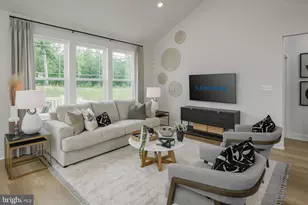 10143 Shenandoah Ln, White Plains, MD 20695 - Photo 5