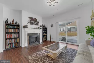 56 Camden Cir, La Plata, MD 20646 - Photo 9