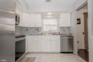 2637 Rooks Head Pl, Waldorf, MD 20602 - Photo 3