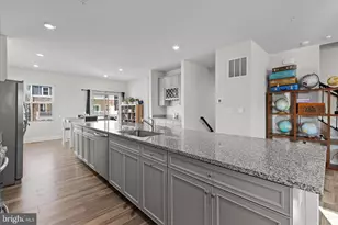 4108 Hatley Pl, White Plains, MD 20695 - Photo 11