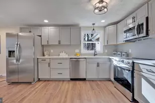 10965 La Plata Rd, La Plata, MD 20646 - Photo 7