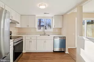 2575 Robinson Pl, Waldorf, MD 20602 - Photo 9