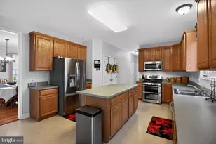 2854 Cloudberry Ct, Waldorf, MD 20603 - Photo 5