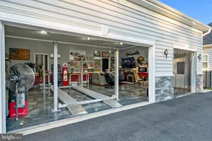 12214 Calverts Run Ct, La Plata, MD 20646 - Photo 7