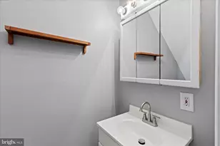 5709 Crecy Ct, Bryans Road, MD 20616 - Photo 5