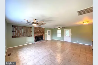 10960 Earnshaw Lane, La Plata, MD 20646 - Photo 11