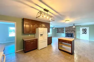 10960 Earnshaw Ln, La Plata, MD 20646 - Photo 5