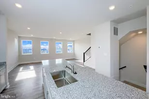 10771 Millport St, White Plains, MD 20695 - Photo 5