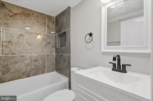 906 Washington Ave, La Plata, MD 20646 - Photo 27