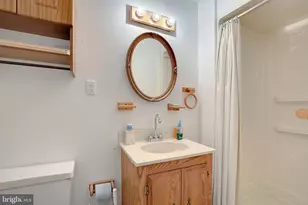 2200 Holly Oak Ct, Waldorf, MD 20601 - Photo 21