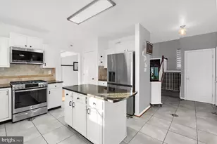 13159 Partridge Berry Ct, Waldorf, MD 20601 - Photo 5