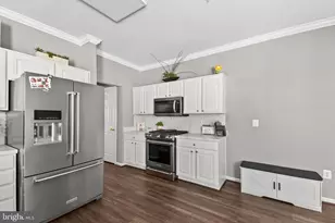 10571 Sourwood Ave, Waldorf, MD 20603 - Photo 17