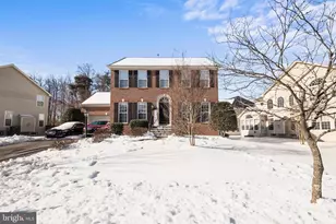 10571 Sourwood Ave, Waldorf, MD 20603 - Photo 3