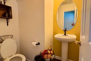 10966 W Point Pl, White Plains, MD 20695 - Photo 9