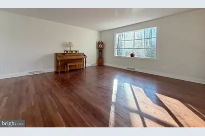 9350 Mathir Drive, La Plata, MD 20646 - Photo 5