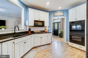 14855 King Charles, Issue, MD 20645 - Photo 25