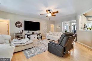 14855 King Charles, Issue, MD 20645 - Photo 11