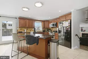 2730 Pinewood Dr, Waldorf, MD 20601 - Photo 11