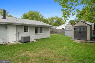 2106 Dennis Rd, Waldorf, MD 20601 - Photo 15