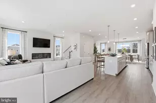 10343 Alta Pl, Waldorf, MD 20603 - Photo 7