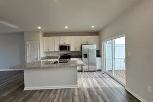 10995 Barnard Pl, White Plains, MD 20695 - Photo 7