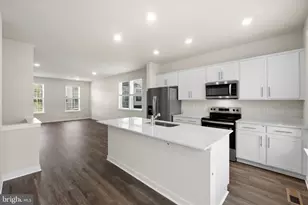 438 Whirl Ln, La Plata, MD 20646 - Photo 17