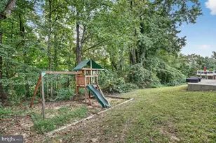 2353 S Hampton Dr, Bryans Road, MD 20616 - Photo 3