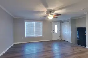 4385 Rock Ct, Waldorf, MD 20602 - Photo 3